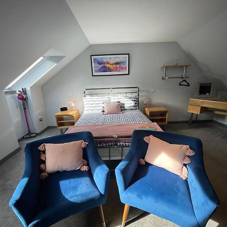 Riverside Apartments Kilmaluag Экстерьер фото