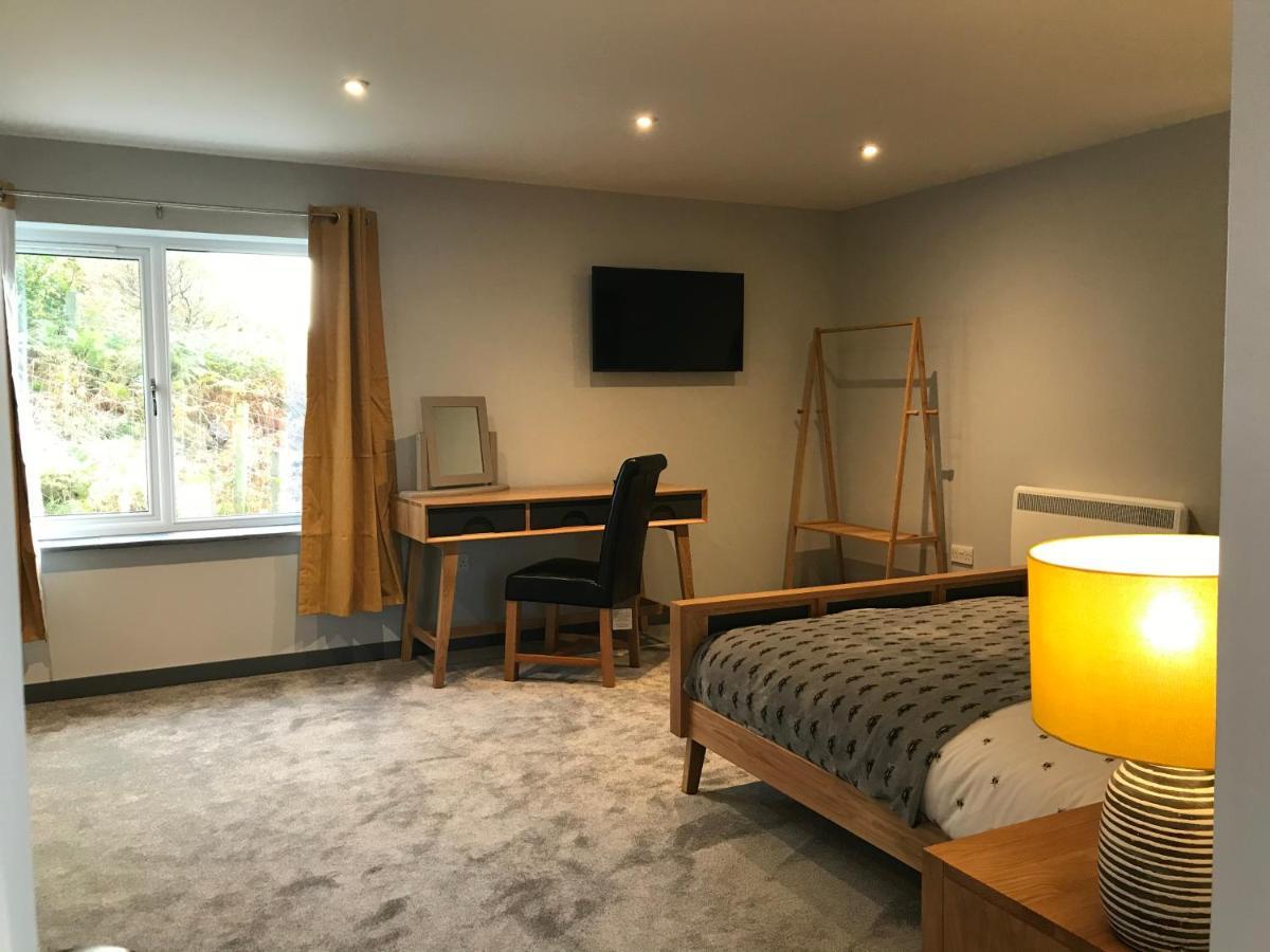 Riverside Apartments Kilmaluag Экстерьер фото