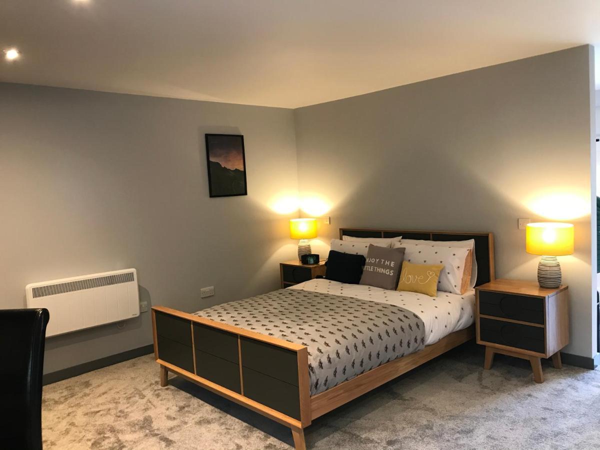 Riverside Apartments Kilmaluag Экстерьер фото